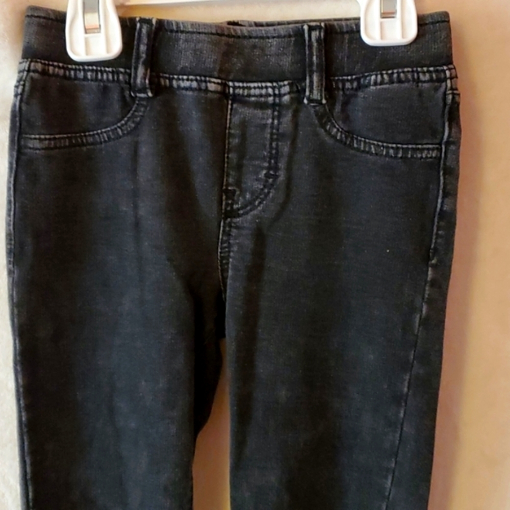 💜 2/$10 Levi's distressed legging - Picture 3 of 5